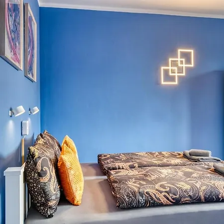 27 Clouds Apartment *